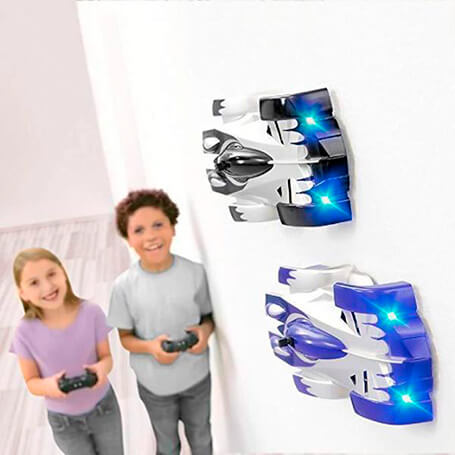 Magiczny samochód wyścigowy CARBOT