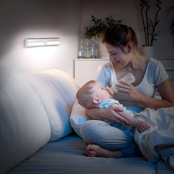Senzorové LED svetlo LUMICOM