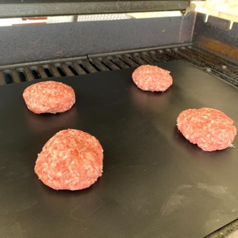 Multifunkčná podložka proti pripekaniu Grill&Bake (4 kusov)
